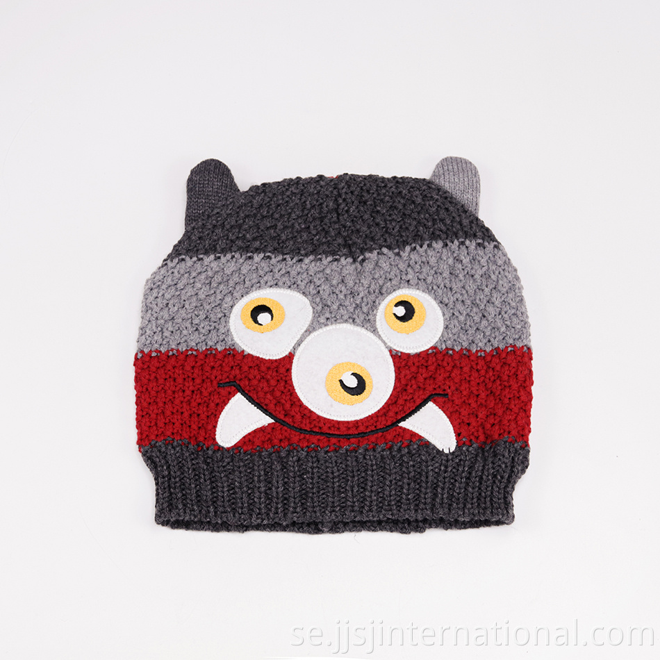 Cartoon pattern baby knitted hat